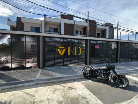 Sobrado à venda em São Paulo, Vila Frugoli, com 2 suítes, com 71 m²